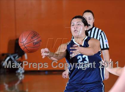 Thumbnail 1 in Immaculate Heart vs. Flintridge Sacred Heart (San Gabriel Valley Classic) photogallery.