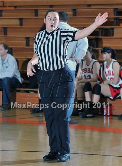 Thumbnail 1 in Immaculate Heart vs. Flintridge Sacred Heart (San Gabriel Valley Classic) photogallery.
