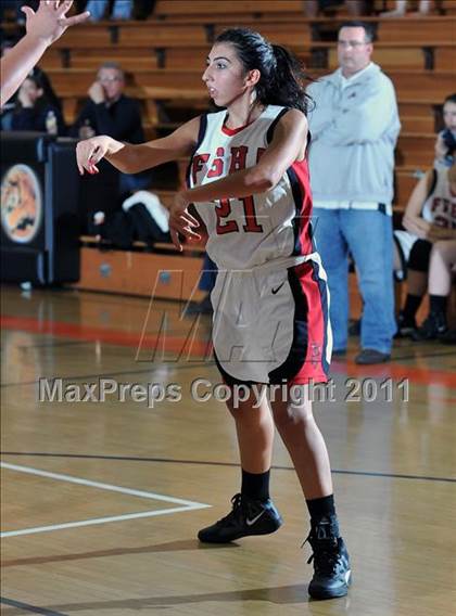 Thumbnail 3 in Immaculate Heart vs. Flintridge Sacred Heart (San Gabriel Valley Classic) photogallery.