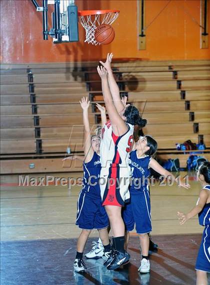 Thumbnail 3 in Immaculate Heart vs. Flintridge Sacred Heart (San Gabriel Valley Classic) photogallery.