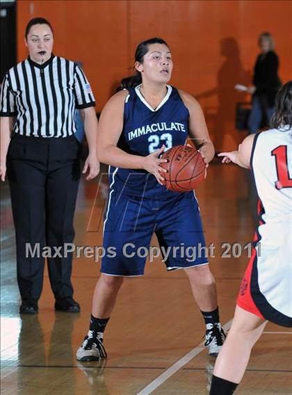 Thumbnail 2 in Immaculate Heart vs. Flintridge Sacred Heart (San Gabriel Valley Classic) photogallery.