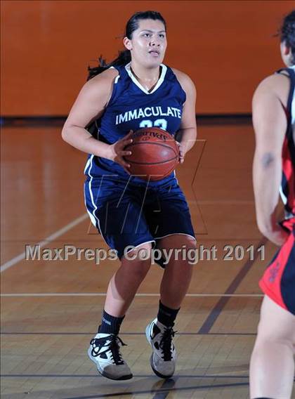 Thumbnail 2 in Immaculate Heart vs. Flintridge Sacred Heart (San Gabriel Valley Classic) photogallery.