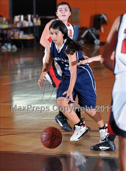 Thumbnail 2 in Immaculate Heart vs. Flintridge Sacred Heart (San Gabriel Valley Classic) photogallery.