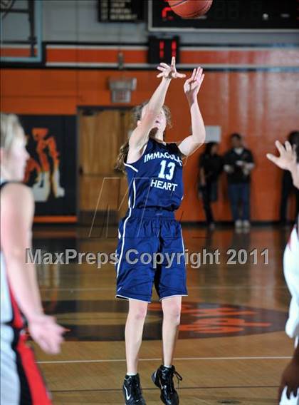 Thumbnail 3 in Immaculate Heart vs. Flintridge Sacred Heart (San Gabriel Valley Classic) photogallery.
