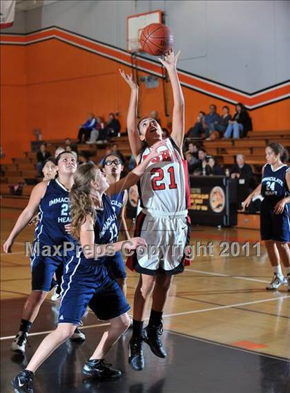 Thumbnail 3 in Immaculate Heart vs. Flintridge Sacred Heart (San Gabriel Valley Classic) photogallery.