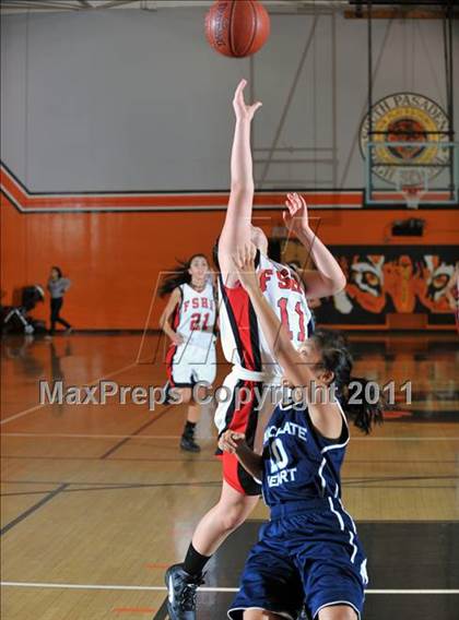 Thumbnail 1 in Immaculate Heart vs. Flintridge Sacred Heart (San Gabriel Valley Classic) photogallery.