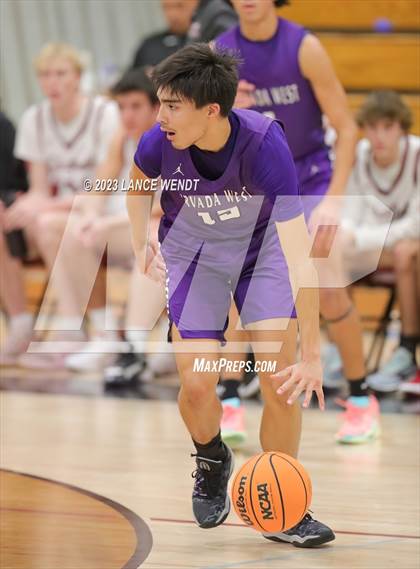 Thumbnail 1 in Arvada West vs. Chatfield photogallery.