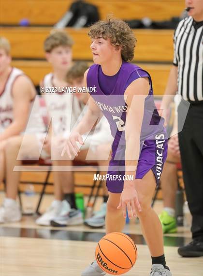 Thumbnail 2 in Arvada West vs. Chatfield photogallery.