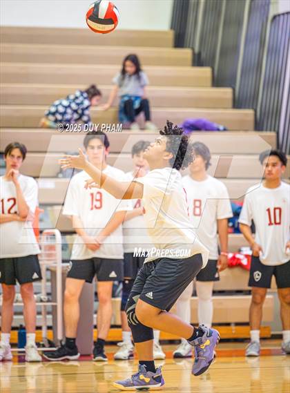 Thumbnail 2 in Servite @ Orange Lutheran photogallery.