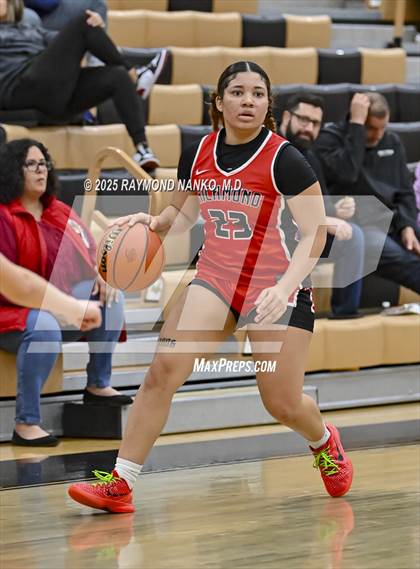 Thumbnail 2 in Richmond vs. Greenfield-Central (IHSAA 4A Section 10 First Round) photogallery.
