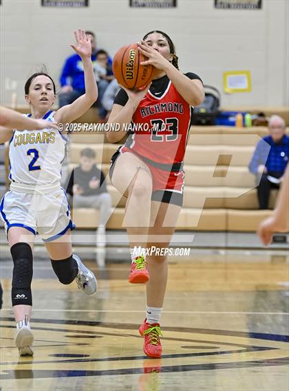 Thumbnail 2 in Richmond vs. Greenfield-Central (IHSAA 4A Section 10 First Round) photogallery.