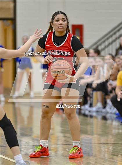 Thumbnail 2 in Richmond vs. Greenfield-Central (IHSAA 4A Section 10 First Round) photogallery.
