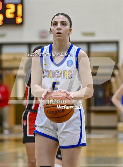 Thumbnail 2 in Richmond vs. Greenfield-Central (IHSAA 4A Section 10 First Round) photogallery.