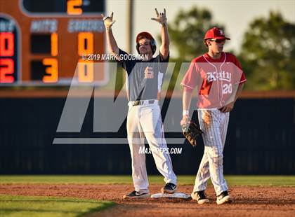 Thumbnail 1 in Katy @ Seven Lakes photogallery.