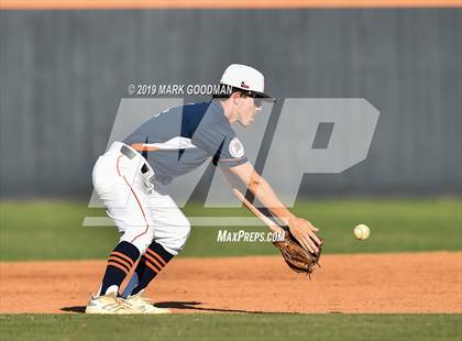 Thumbnail 1 in Katy @ Seven Lakes photogallery.