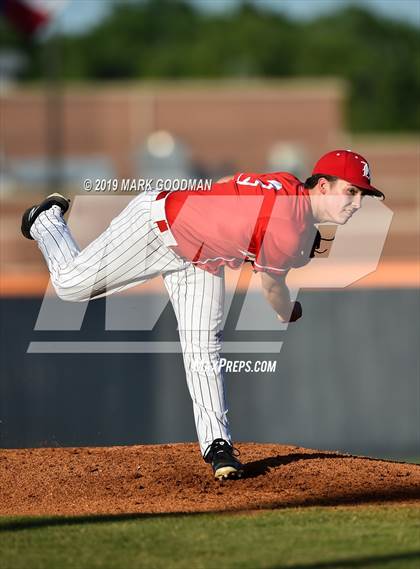 Thumbnail 1 in Katy @ Seven Lakes photogallery.