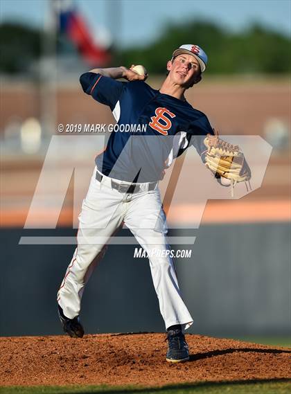 Thumbnail 1 in Katy @ Seven Lakes photogallery.