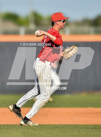 Thumbnail 1 in Katy @ Seven Lakes photogallery.