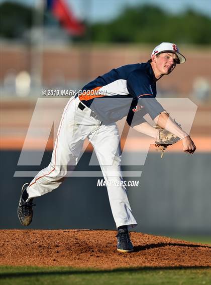 Thumbnail 2 in Katy @ Seven Lakes photogallery.