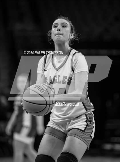 Thumbnail 2 in Vista del Lago @ Manteca (CIF SJS D3 Final) photogallery.