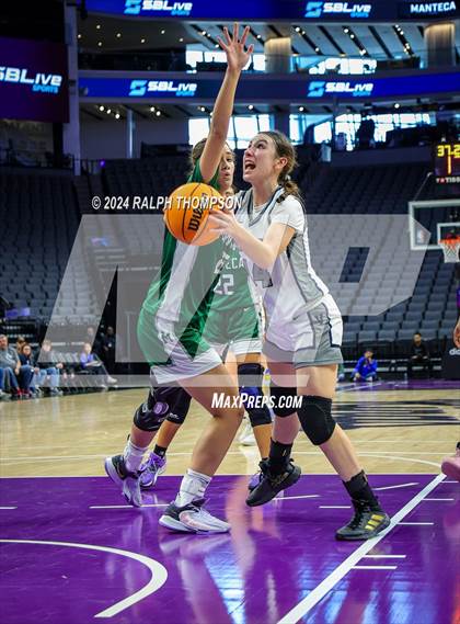 Thumbnail 3 in Vista del Lago @ Manteca (CIF SJS D3 Final) photogallery.