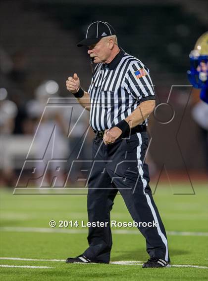 Thumbnail 3 in Tivy vs. Cedar Park 5A D2 Quarterfinals photogallery.
