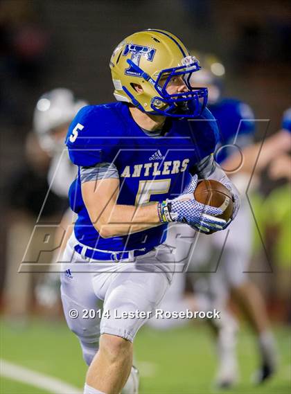 Thumbnail 3 in Tivy vs. Cedar Park 5A D2 Quarterfinals photogallery.
