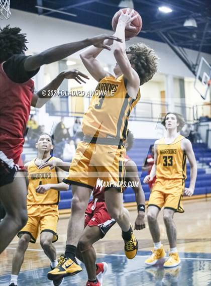 Thumbnail 3 in Hillcrest vs. Memorial (Knights of Colombus) photogallery.