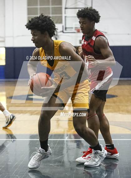 Thumbnail 2 in Hillcrest vs. Memorial (Knights of Colombus) photogallery.