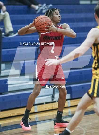 Thumbnail 1 in Hillcrest vs. Memorial (Knights of Colombus) photogallery.