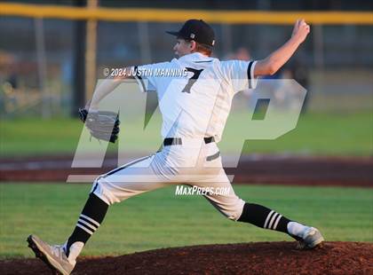 Thumbnail 1 in Clinton @ Bauxite photogallery.