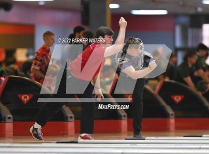 Thumbnail 2 in LHSAA Bowling State Championship Quarterfinals (Morning Round-Kenner) photogallery.