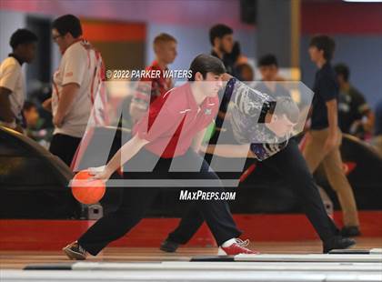 Thumbnail 2 in LHSAA Bowling State Championship Quarterfinals (Morning Round-Kenner) photogallery.