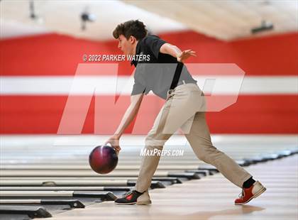 Thumbnail 2 in LHSAA Bowling State Championship Quarterfinals (Morning Round-Kenner) photogallery.
