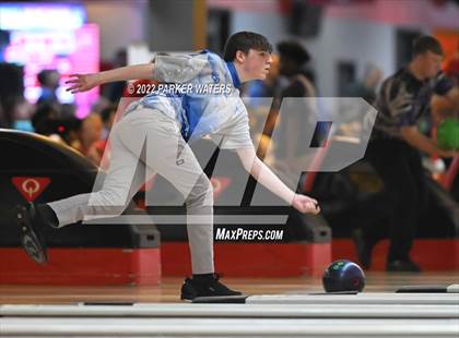 Thumbnail 1 in LHSAA Bowling State Championship Quarterfinals (Morning Round-Kenner) photogallery.