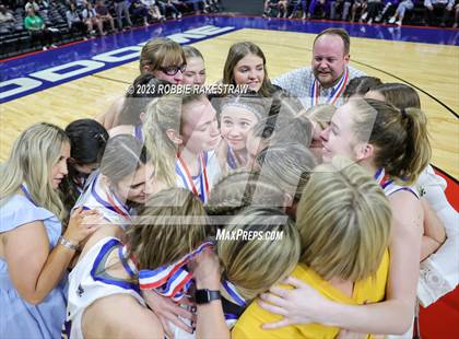 Thumbnail 2 in Lipan vs. Gruver (UIL 2A State Final Medal Ceremony) photogallery.