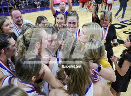 Thumbnail 3 in Lipan vs. Gruver (UIL 2A State Final Medal Ceremony) photogallery.