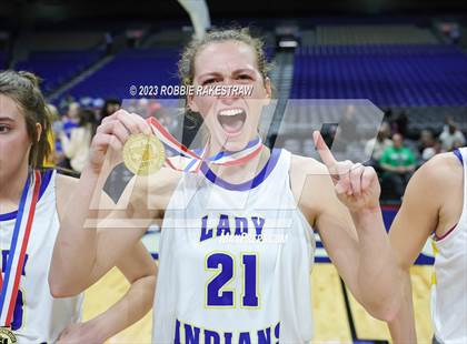 Thumbnail 2 in Lipan vs. Gruver (UIL 2A State Final Medal Ceremony) photogallery.