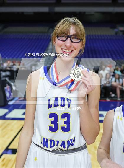 Thumbnail 2 in Lipan vs. Gruver (UIL 2A State Final Medal Ceremony) photogallery.