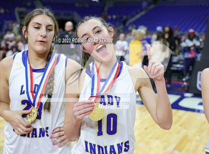Thumbnail 2 in Lipan vs. Gruver (UIL 2A State Final Medal Ceremony) photogallery.