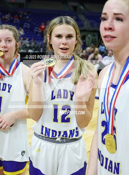 Thumbnail 3 in Lipan vs. Gruver (UIL 2A State Final Medal Ceremony) photogallery.