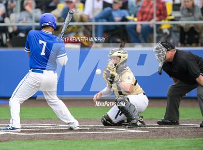 Thumbnail 1 in Cleburne vs Midlothian Game 3 (UIL 5A Regional Quarterfinal) photogallery.