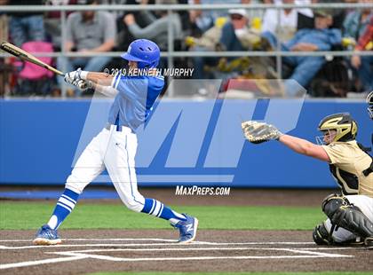 Thumbnail 1 in Cleburne vs Midlothian Game 3 (UIL 5A Regional Quarterfinal) photogallery.