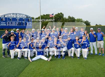 Thumbnail 2 in Cleburne vs Midlothian Game 3 (UIL 5A Regional Quarterfinal) photogallery.