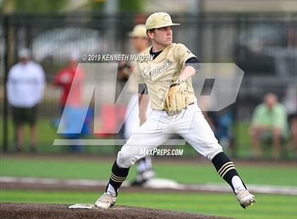 Thumbnail 3 in Cleburne vs Midlothian Game 3 (UIL 5A Regional Quarterfinal) photogallery.