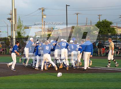 Thumbnail 3 in Cleburne vs Midlothian Game 3 (UIL 5A Regional Quarterfinal) photogallery.