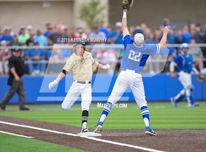 Thumbnail 2 in Cleburne vs Midlothian Game 3 (UIL 5A Regional Quarterfinal) photogallery.
