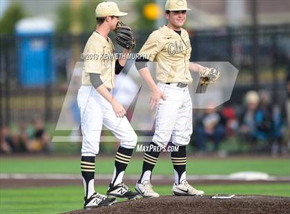 Thumbnail 1 in Cleburne vs Midlothian Game 3 (UIL 5A Regional Quarterfinal) photogallery.