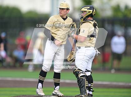 Thumbnail 3 in Cleburne vs Midlothian Game 3 (UIL 5A Regional Quarterfinal) photogallery.