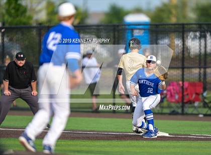 Thumbnail 2 in Cleburne vs Midlothian Game 3 (UIL 5A Regional Quarterfinal) photogallery.